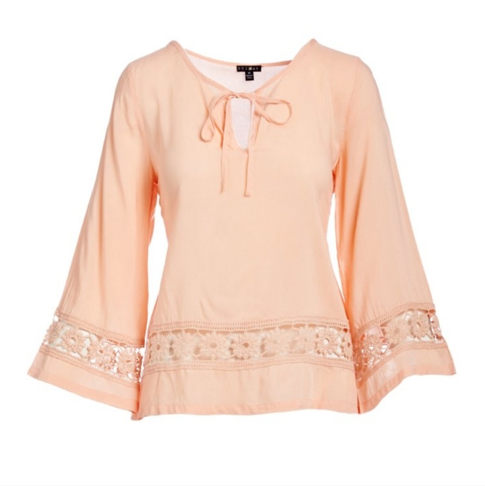 Chloah Bell-Sleeve Top